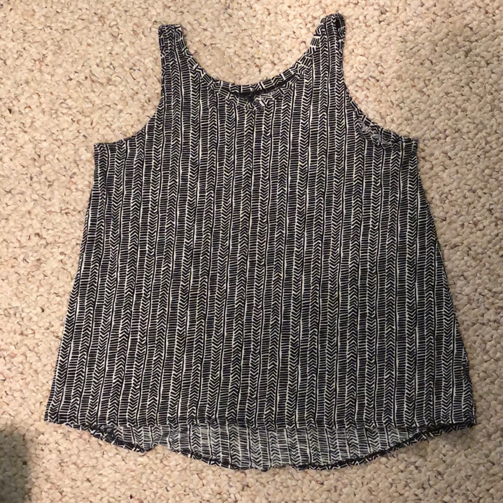 Black and white chevron tank top